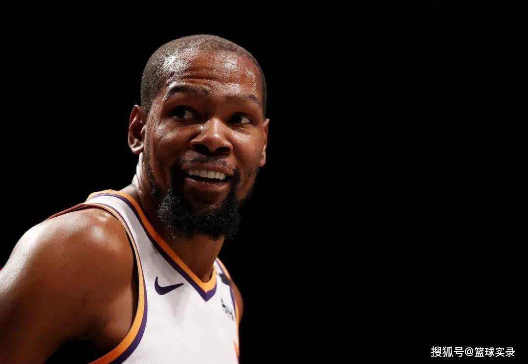 九游网页平台-杜兰特迎来十五赛季出色发挥，瑞士队观众热烈欢呼！引发球迷热议的简单介绍