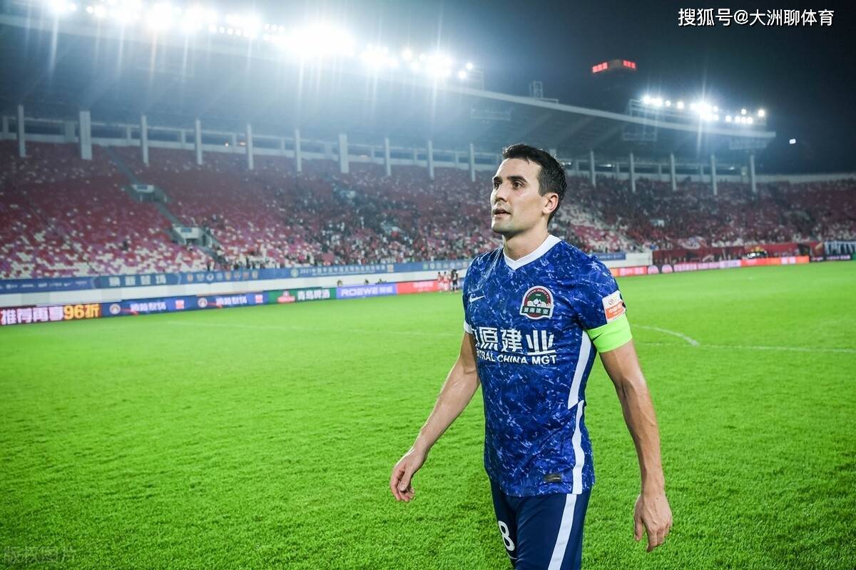 九游网页客户端-篮球夜战：嵩山天虎队绝杀漓江霹雳队，速度优势明显经验成为胜负手的简单介绍